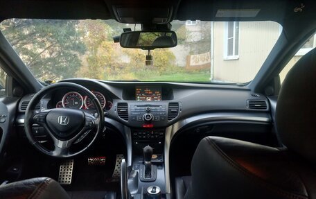 Honda Accord VIII рестайлинг, 2012 год, 900 000 рублей, 19 фотография