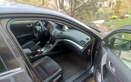 Honda Accord VIII рестайлинг, 2012 год, 900 000 рублей, 18 фотография