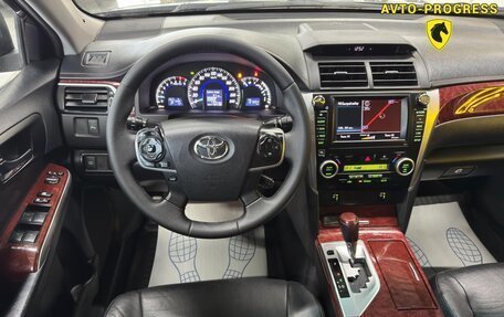 Toyota Camry, 2013 год, 1 390 000 рублей, 13 фотография
