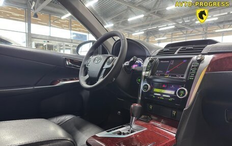 Toyota Camry, 2013 год, 1 390 000 рублей, 11 фотография