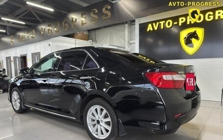Toyota Camry, 2013 год, 1 390 000 рублей, 6 фотография