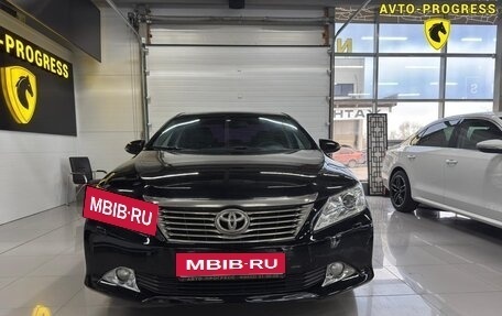Toyota Camry, 2013 год, 1 390 000 рублей, 2 фотография