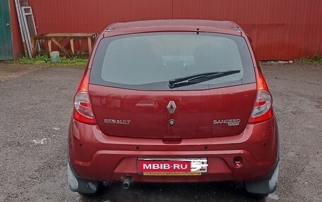Renault Sandero I, 2013 год, 650 000 рублей, 1 фотография
