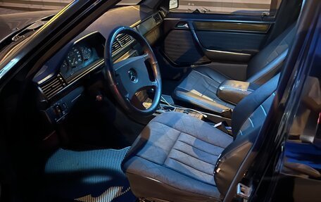 Mercedes-Benz E-Класс, 1992 год, 370 000 рублей, 11 фотография