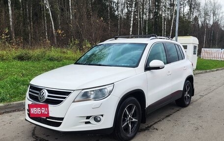 Volkswagen Tiguan I, 2011 год, 1 100 000 рублей, 3 фотография