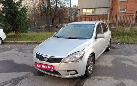 KIA cee'd I рестайлинг, 2010 год, 645 000 рублей, 11 фотография