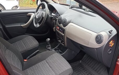 Renault Sandero I, 2013 год, 650 000 рублей, 6 фотография