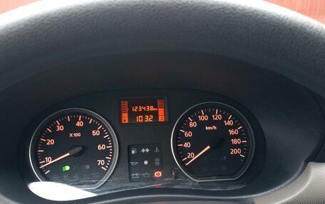 Renault Sandero I, 2013 год, 650 000 рублей, 11 фотография