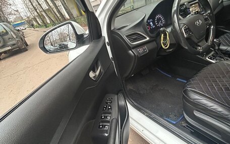 Hyundai Solaris II рестайлинг, 2018 год, 1 080 000 рублей, 3 фотография