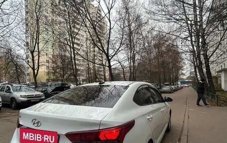 Hyundai Solaris II рестайлинг, 2018 год, 1 080 000 рублей, 11 фотография