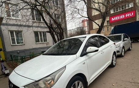 Hyundai Solaris II рестайлинг, 2018 год, 1 080 000 рублей, 14 фотография