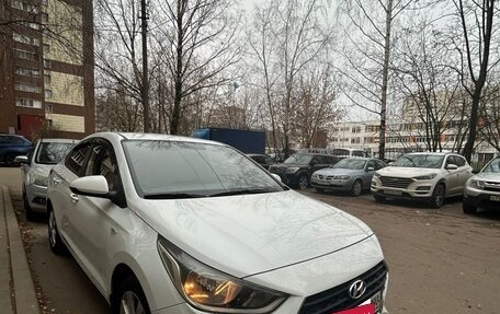 Hyundai Solaris II рестайлинг, 2018 год, 1 080 000 рублей, 15 фотография