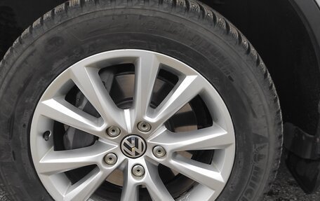 Volkswagen Touareg III, 2015 год, 2 400 000 рублей, 17 фотография