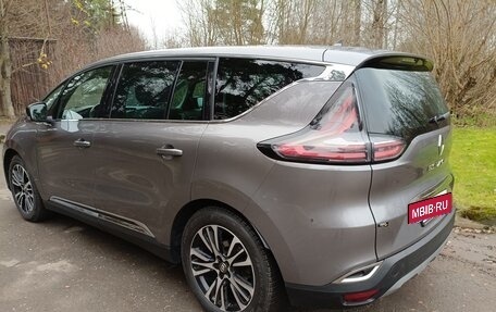 Renault Espace V рестайлинг, 2019 год, 2 700 000 рублей, 7 фотография