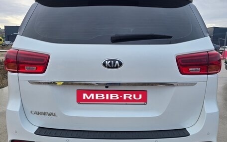 KIA Carnival III, 2019 год, 2 900 000 рублей, 5 фотография