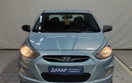 Hyundai Solaris II рестайлинг, 2012 год, 580 000 рублей, 2 фотография