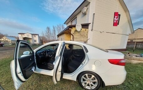 KIA Rio III рестайлинг, 2015 год, 777 000 рублей, 18 фотография