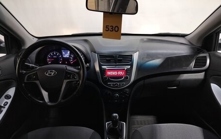 Hyundai Solaris II рестайлинг, 2012 год, 580 000 рублей, 12 фотография