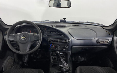 Chevrolet Niva I рестайлинг, 2015 год, 747 000 рублей, 9 фотография