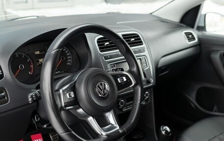 Volkswagen Polo VI (EU Market), 2018 год, 1 200 000 рублей, 11 фотография