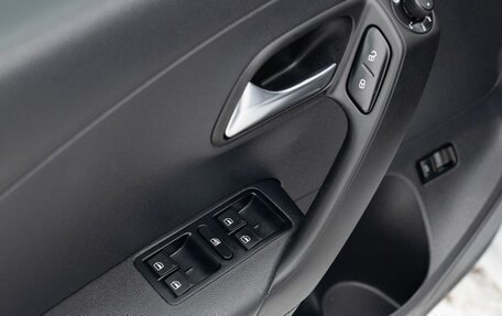 Volkswagen Polo VI (EU Market), 2018 год, 1 200 000 рублей, 17 фотография