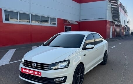 Volkswagen Polo VI (EU Market), 2018 год, 1 300 000 рублей, 1 фотография