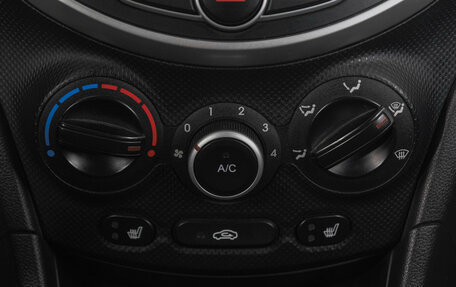 Hyundai Solaris II рестайлинг, 2011 год, 629 000 рублей, 21 фотография