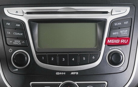 Hyundai Solaris II рестайлинг, 2011 год, 629 000 рублей, 19 фотография