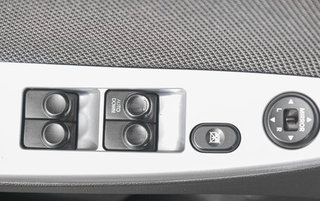 Hyundai Solaris II рестайлинг, 2011 год, 629 000 рублей, 24 фотография