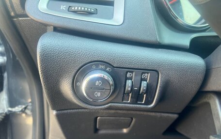 Opel Astra J, 2011 год, 630 000 рублей, 15 фотография