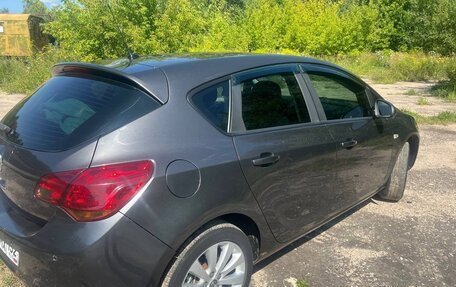 Opel Astra J, 2011 год, 630 000 рублей, 20 фотография