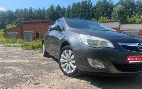 Opel Astra J, 2011 год, 630 000 рублей, 19 фотография