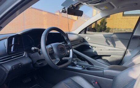 Hyundai Elantra, 2023 год, 2 700 000 рублей, 5 фотография