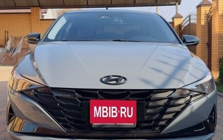 Hyundai Elantra, 2023 год, 2 700 000 рублей, 2 фотография