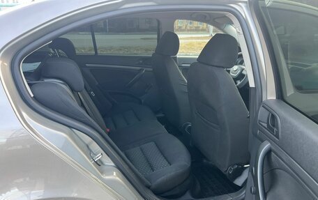 Skoda Octavia, 2010 год, 999 999 рублей, 13 фотография