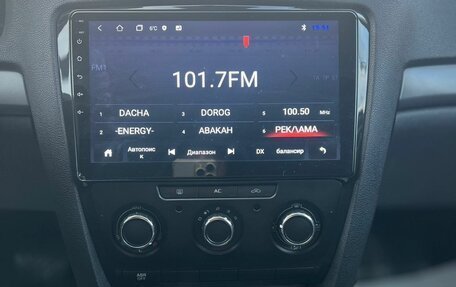 Skoda Octavia, 2010 год, 999 999 рублей, 19 фотография