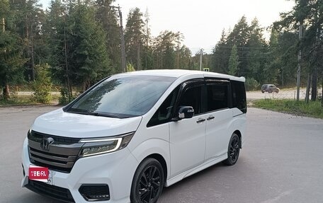 Honda Stepwgn IV, 2021 год, 2 699 000 рублей, 1 фотография