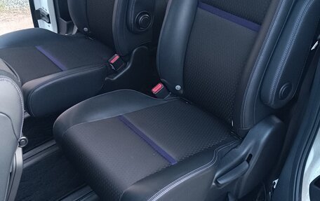 Honda Stepwgn IV, 2021 год, 2 699 000 рублей, 6 фотография