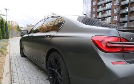 BMW 7 серия, 2018 год, 3 900 000 рублей, 4 фотография