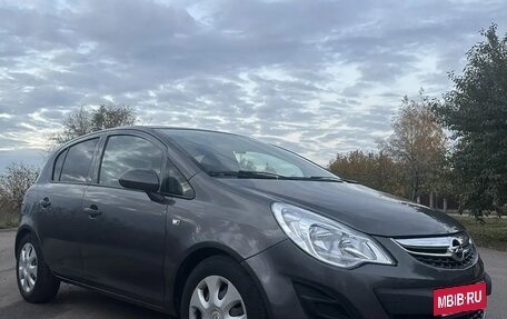 Opel Corsa D, 2011 год, 850 000 рублей, 3 фотография