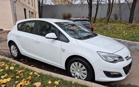 Opel Astra J, 2014 год, 1 165 000 рублей, 3 фотография