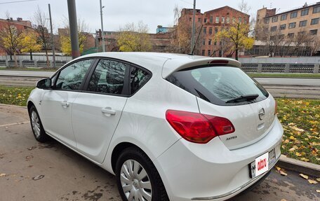 Opel Astra J, 2014 год, 1 165 000 рублей, 6 фотография