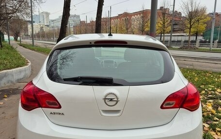 Opel Astra J, 2014 год, 1 165 000 рублей, 5 фотография