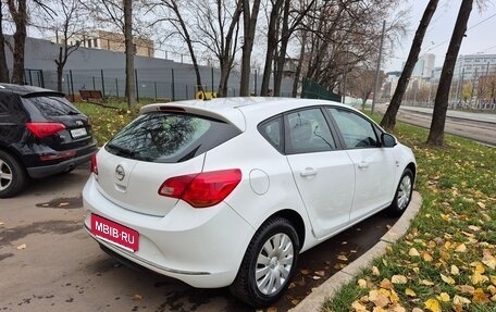Opel Astra J, 2014 год, 1 165 000 рублей, 4 фотография