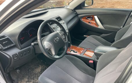 Toyota Camry, 2011 год, 1 050 000 рублей, 7 фотография