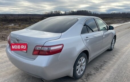 Toyota Camry, 2011 год, 1 050 000 рублей, 3 фотография