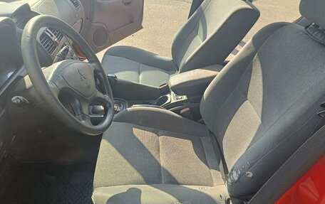 Mitsubishi Carisma I, 2002 год, 225 000 рублей, 12 фотография