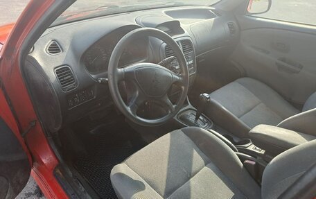 Mitsubishi Carisma I, 2002 год, 225 000 рублей, 9 фотография