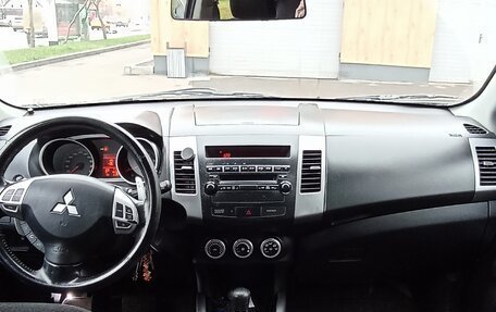 Mitsubishi Outlander III рестайлинг 3, 2008 год, 960 000 рублей, 3 фотография