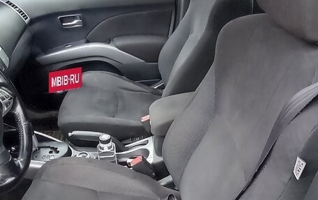 Mitsubishi Outlander III рестайлинг 3, 2008 год, 960 000 рублей, 6 фотография